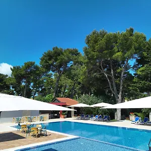 Mediterranean Village San Antonio 3*, Biograd Na Moru Chorvatsko